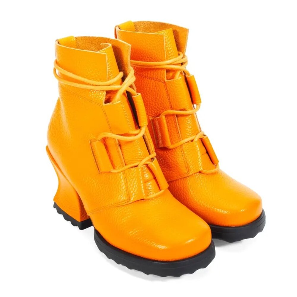 Fluevog Orange Stop It Sostener Lace-Up Ankle Boots, NIB, Size 9 Leather Booties